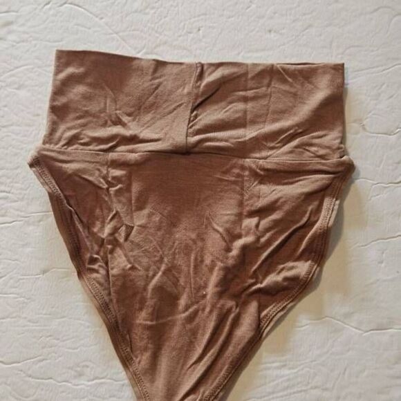 2 PAIR SKIMS HI CUT PANTY NWT - Picture 12 of 12